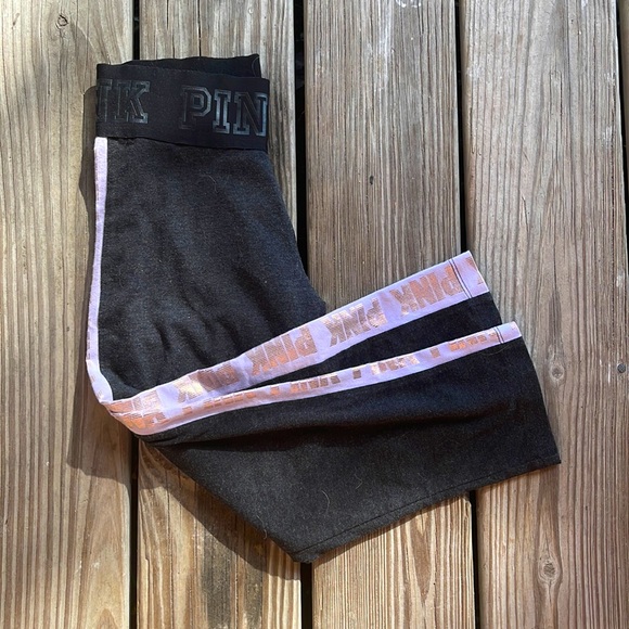 PINK-Capri leggings - Picture 1 of 3